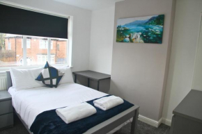 4BR House, Ideal for Contractors, Near City Centre
